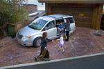 Chrysler Town & Country 2008 года